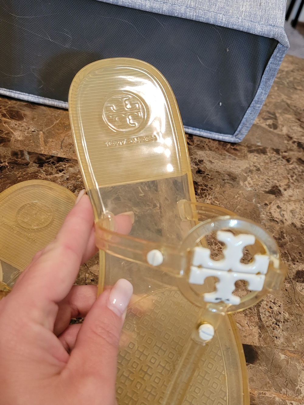 Jelly Thong Sandals with White Logo Accent - Picture 4 of 8